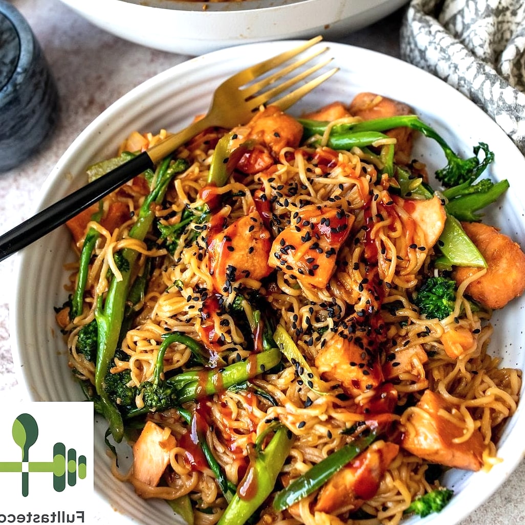 High Protein Salmon Noodles 1 featured 3368