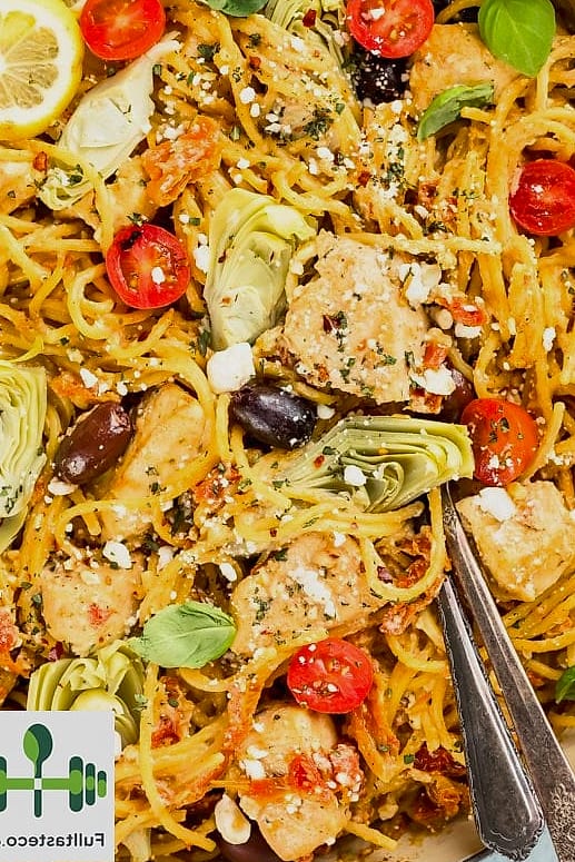Mediterranean Chicken Pasta 1 featured 3637