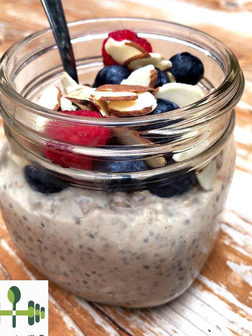 High Protein Overnight Oats 1 featured 5158