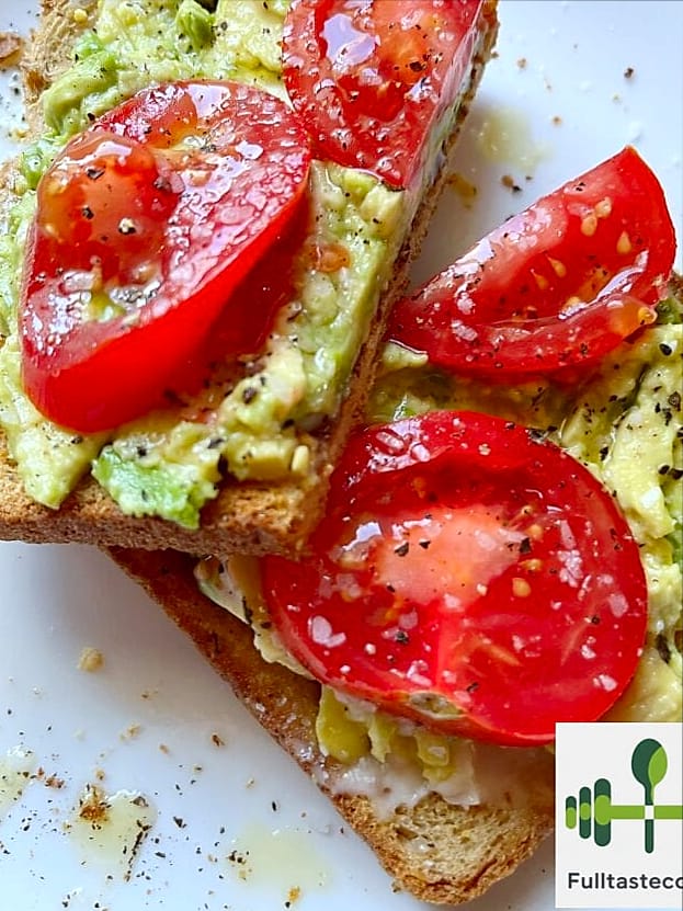 Avocado Toast With Tomato & Olive Oil