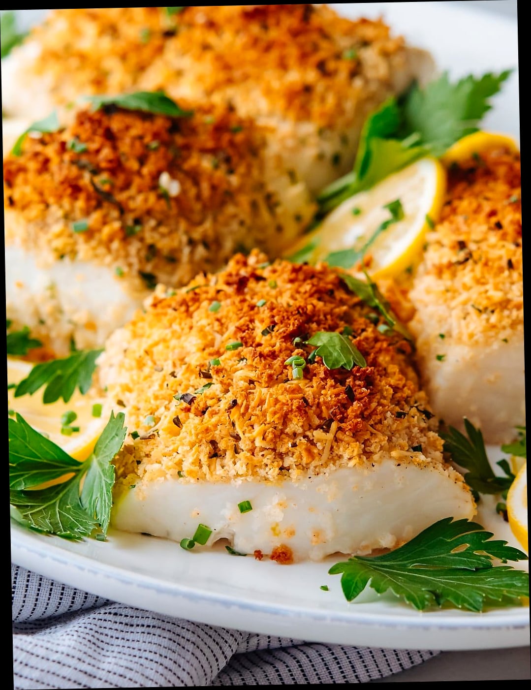 30 High-Protein, Low-Calorie Recipes To Stay On Track Without Boring Meals 15 Baked Cod With Herb Crust