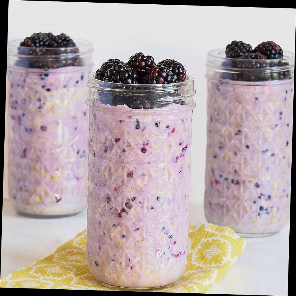 30 Overnight Oats Flavors (One For Every Day) 20 Blackberry Lavender Overnight Oats