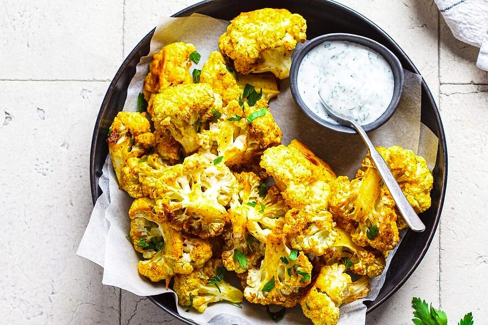 30 Calorie Deficit Meals That Are Full Of Flavor (Not Sad!) 14 Cauliflower Fried Rice