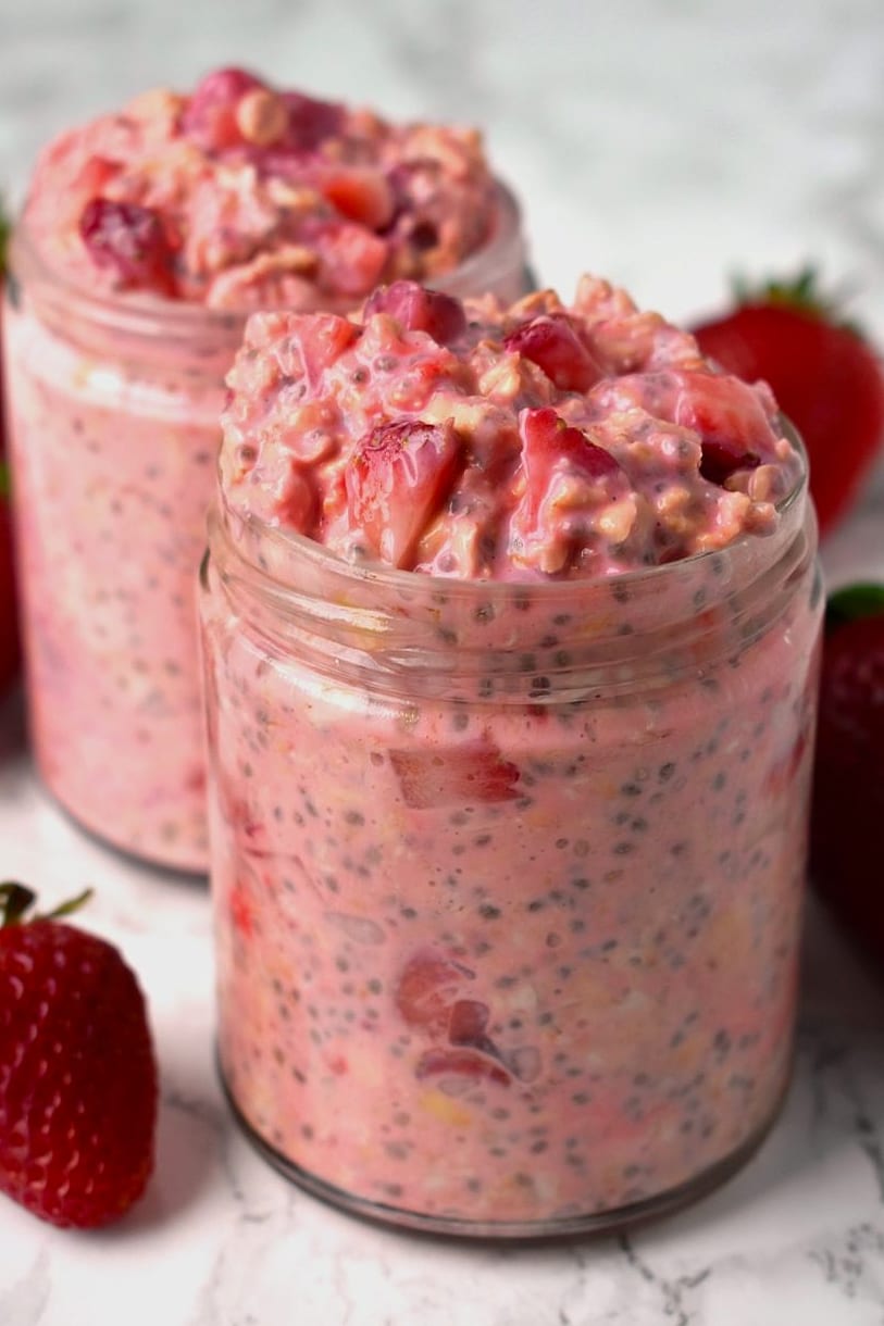 30 Overnight Oats Flavors (One For Every Day) 1 Classic Strawberries and Cream Overnight Oats