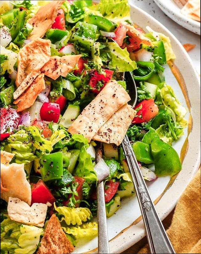 25 Days Of Mediterranean Diet Lunch Ideas You’ll Love 11 Fattoush Salad with Crispy Pita