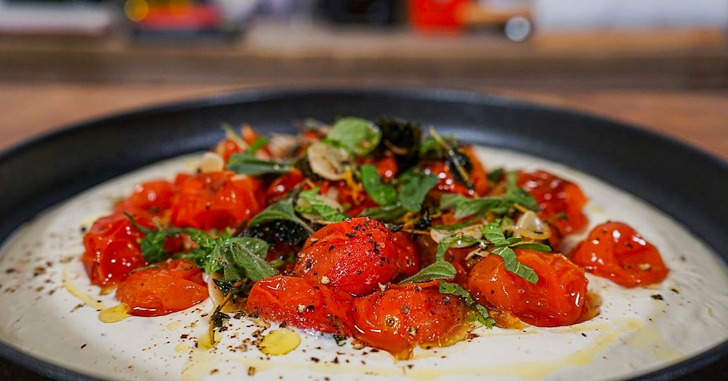 25 Days Of Mediterranean Diet Lunch Ideas You’ll Love 24 Roasted Tomato and White Bean Soup