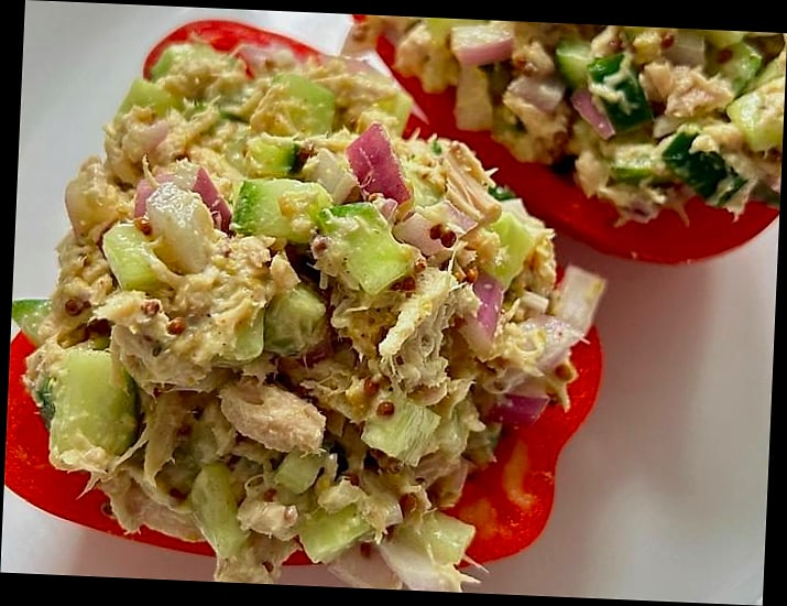 30 High-Protein, Low-Calorie Recipes To Stay On Track Without Boring Meals 12 Tuna-Stuffed Bell Peppers