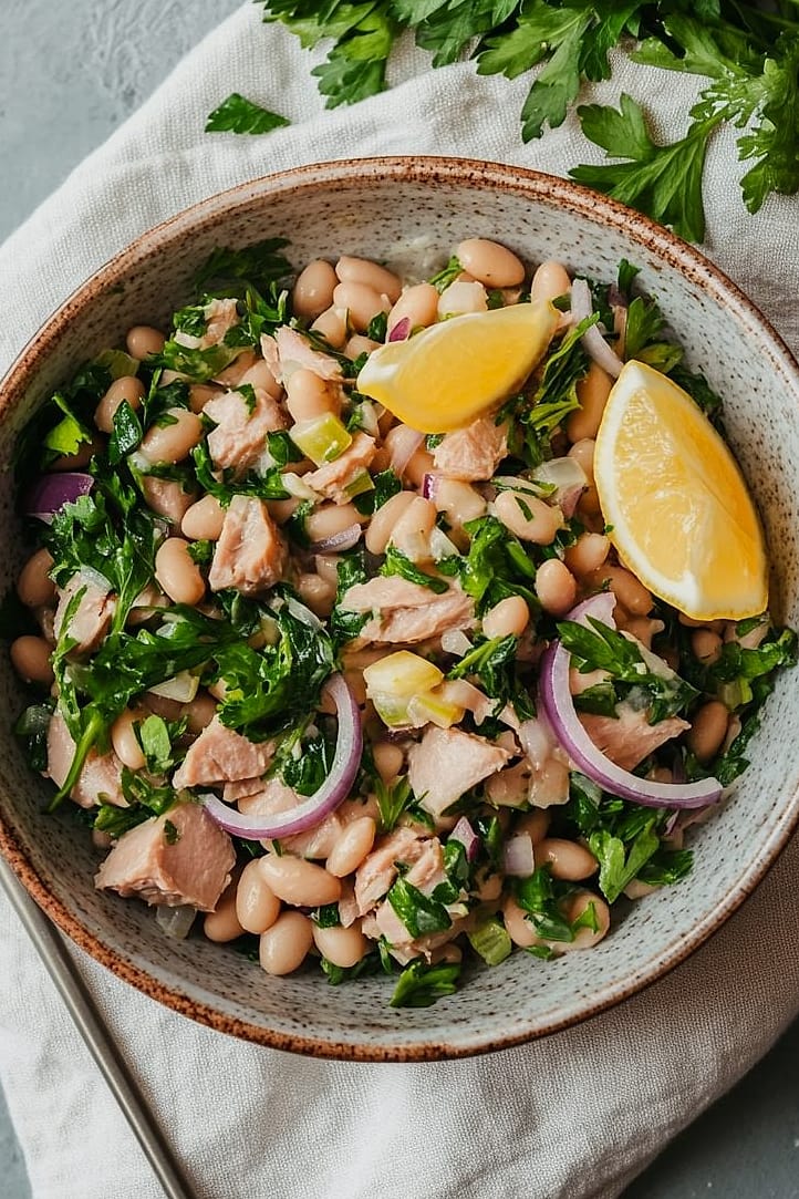 30 Calorie Deficit Meals That Are Full Of Flavor (Not Sad!) 24 White Bean and Kale Soup